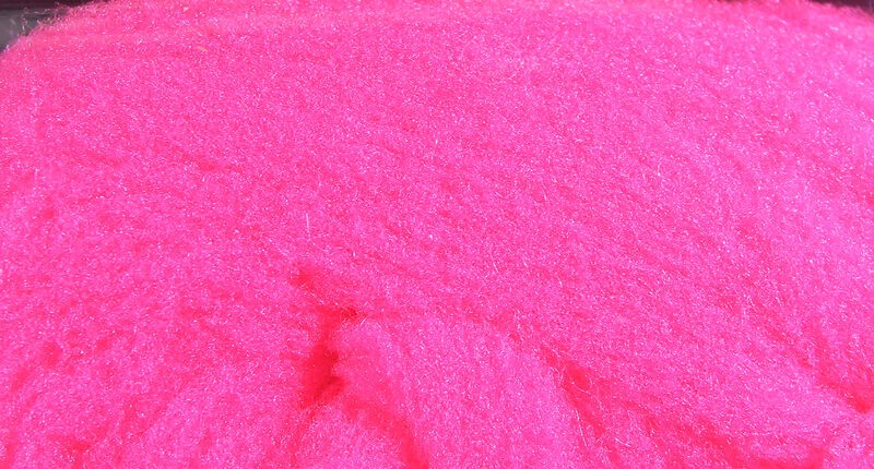 Egg Yarn imitations d'oeuf et toupets de parachutes.