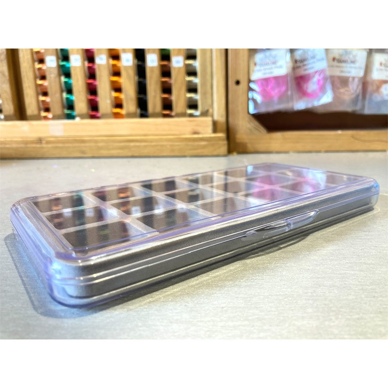 Boîte aimantée rangement hameçons 18 cases