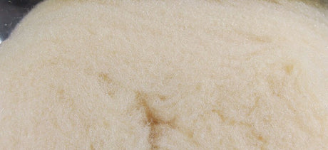 Egg Yarn imitations d'oeuf et toupets de parachutes.