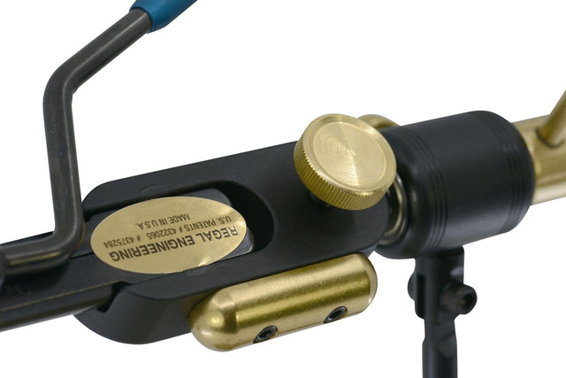 Étau Regal Revolution Series